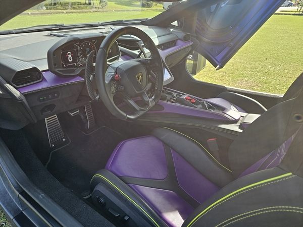 ランボルギーニ