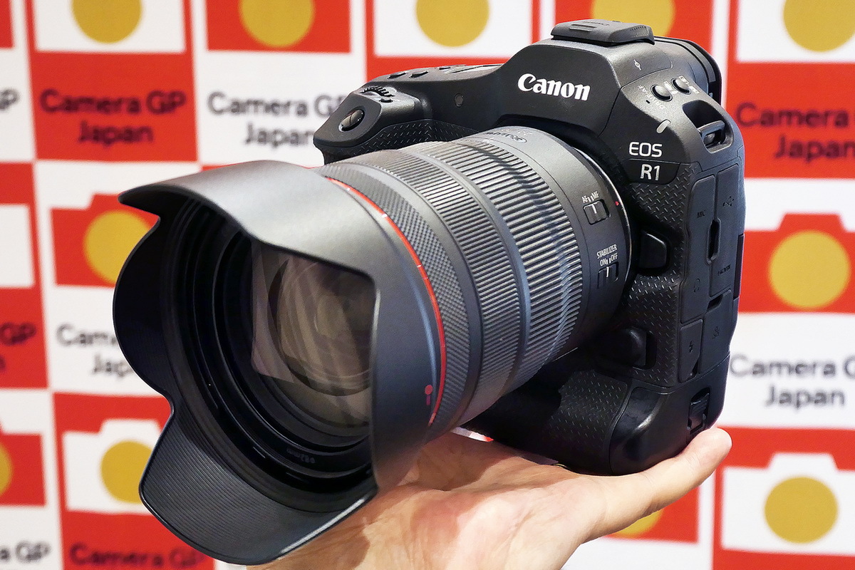 「カメラグランプリ2025」贈呈式