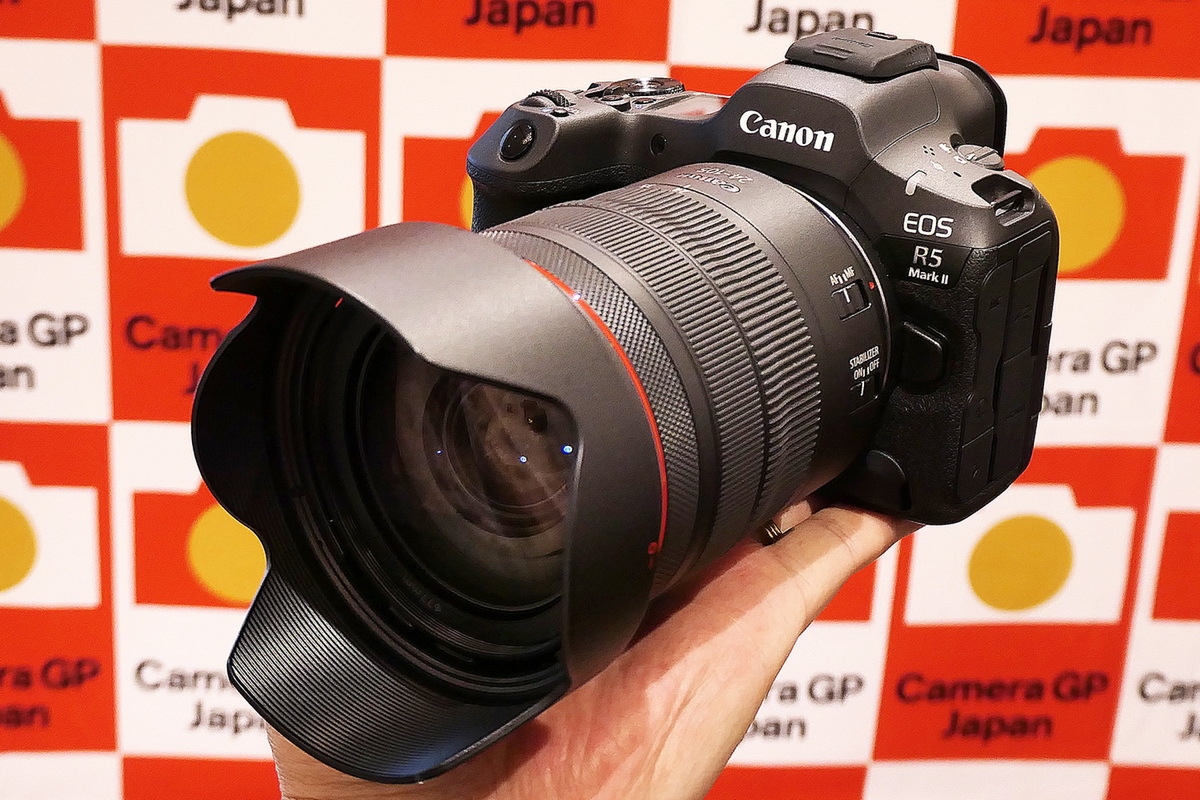 「カメラグランプリ2025」贈呈式