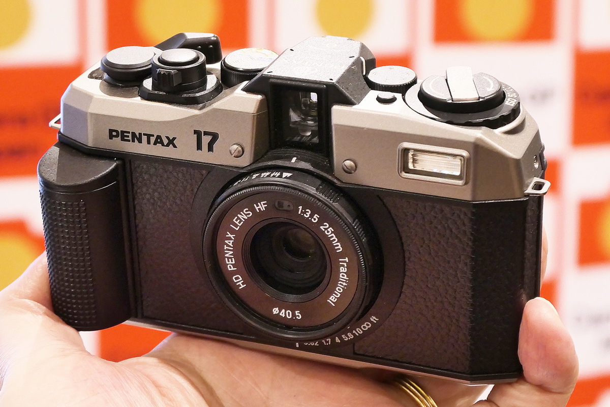 「カメラグランプリ2025」贈呈式