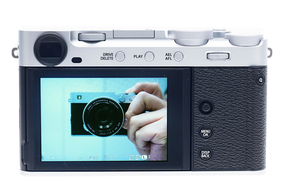 富士フイルムが「X-E5」発表