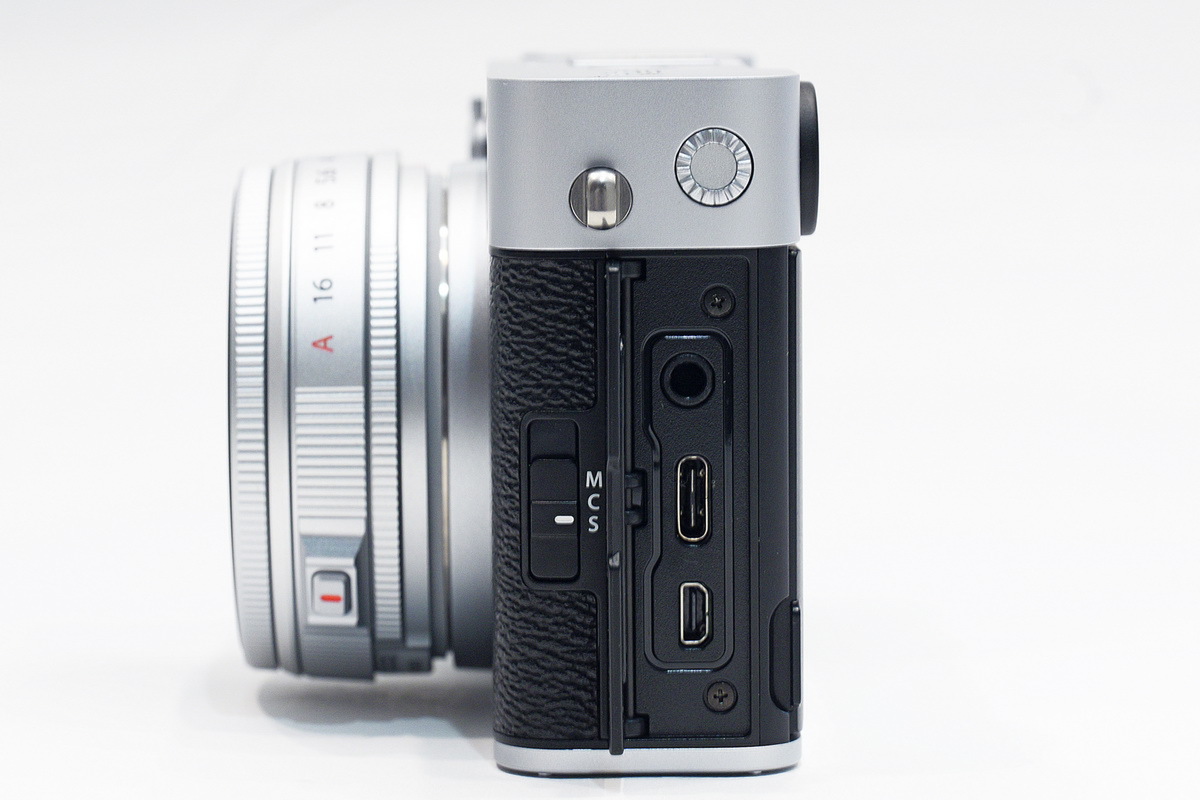 富士フイルムが「X-E5」発表