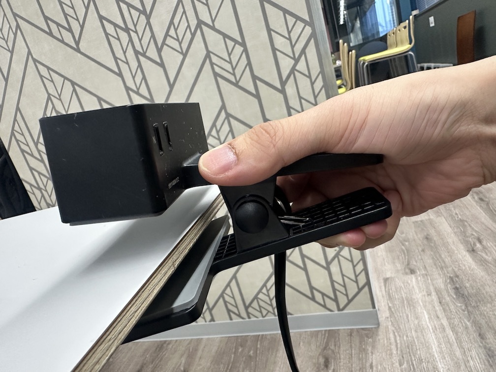 USB-Aポート付きクリップタップ