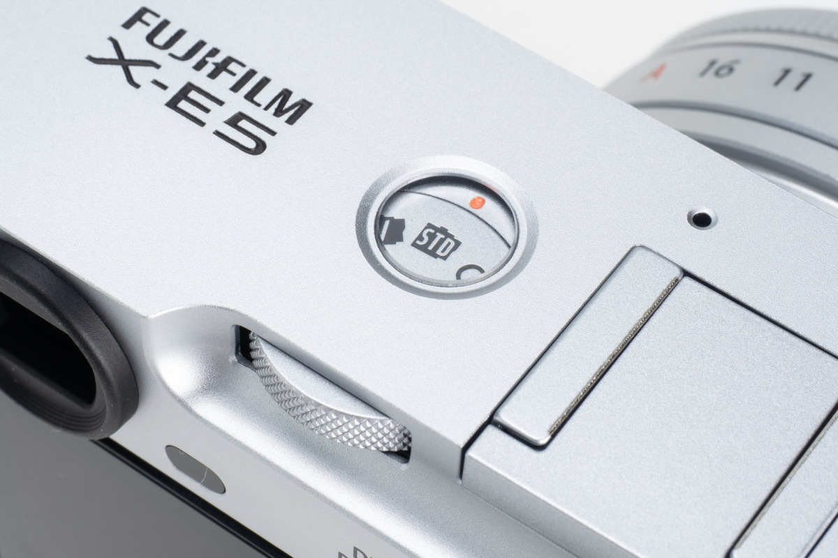 「X-E5」実写レビュー
