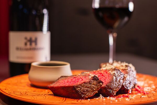 群馬県産赤城黒毛和牛　ブラパスソース