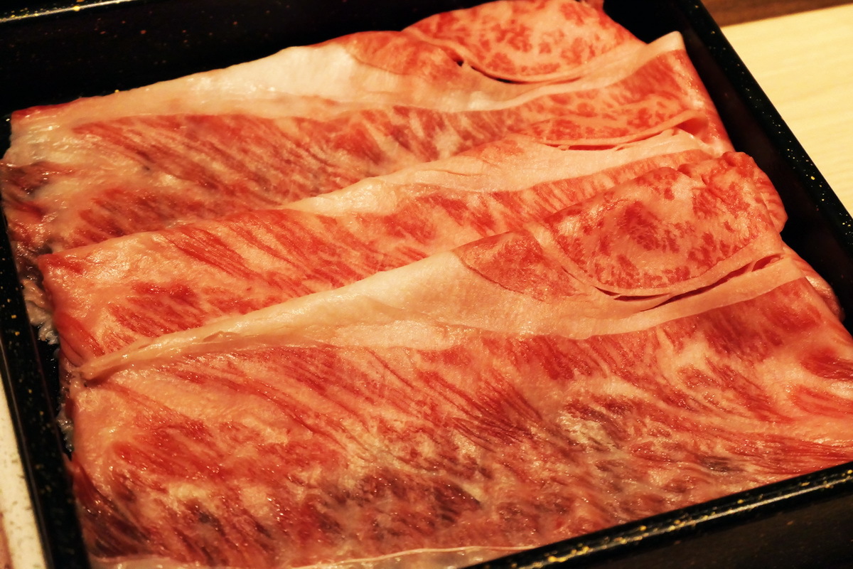 新宿に「ゆず庵」と「焼肉きんぐ」が同時開店