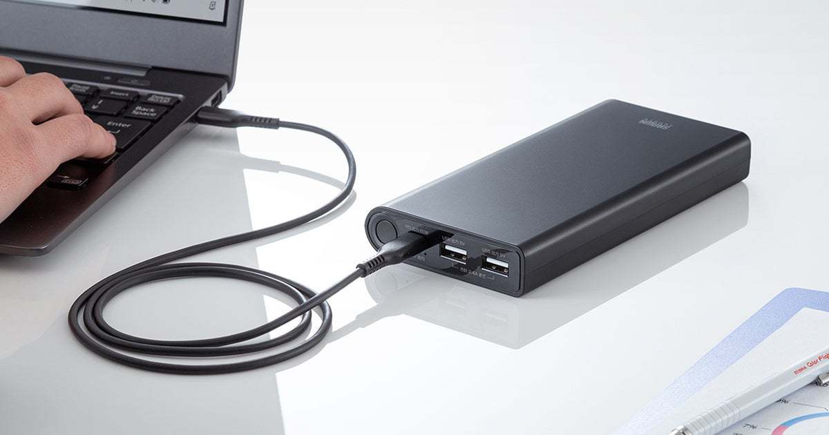 軽量コンパクト バッテリー良好 DVD i5 10世代 SSD ノートパソコン a5c93c27a6fefea8.jpg