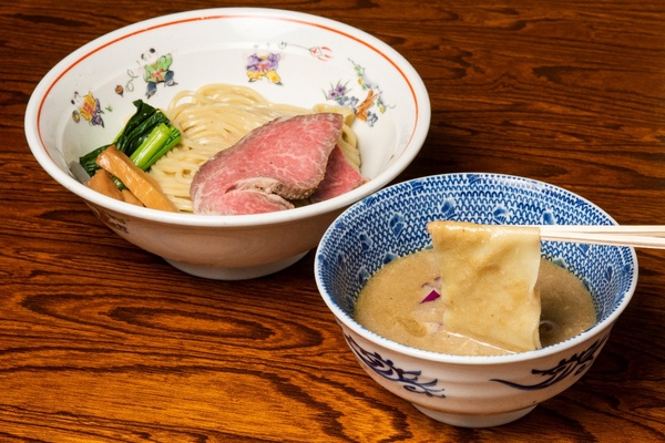 「鮎と栃木しゃもの白湯つけそば」(1300円)