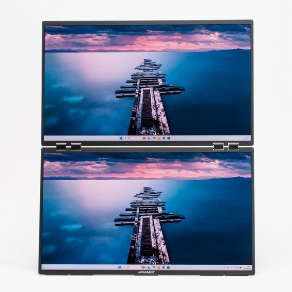 未体験の超没入感!23.8型2枚で1920×2160ドットのモバイルディスプレー、100HzでUSB給電も