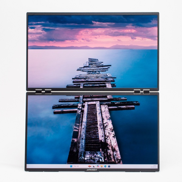 未体験の超没入感!23.8型2枚で1920×2160ドットのモバイルディスプレー、100HzでUSB給電も