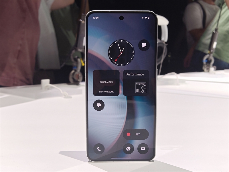 Nothing Phone (3)レビュー！ ドットディスプレーを体験 カメラも5000