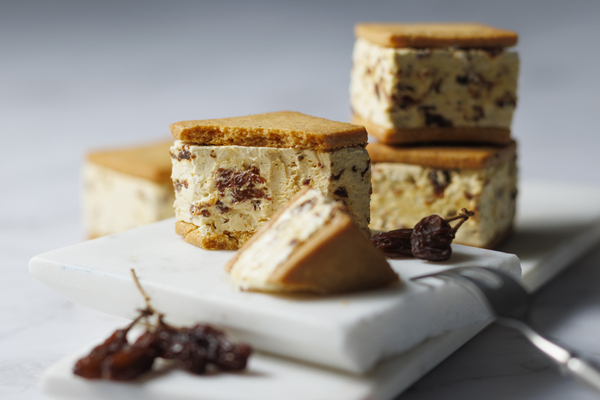 ラムレーズンバターサンド