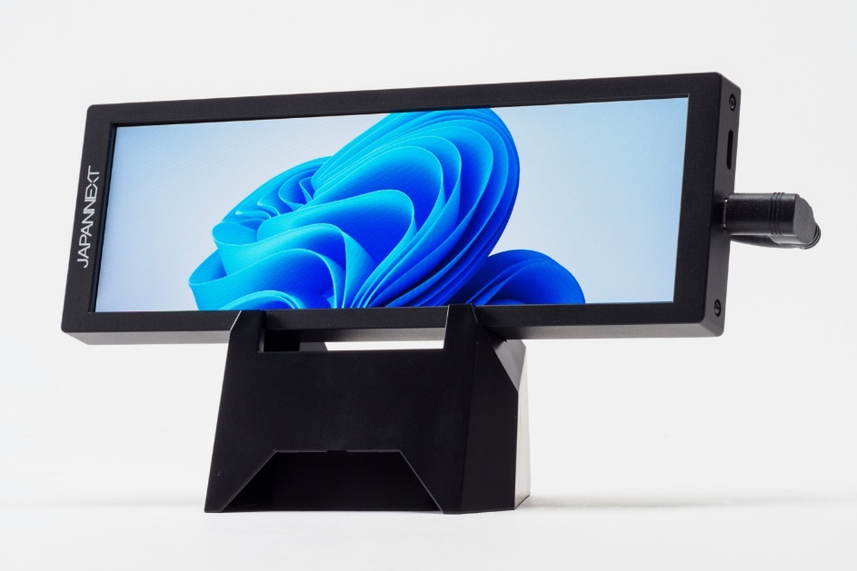 ゲームは遊べるの？心ときめく超レアな7.8型モバイルディスプレーの活用方法を探る