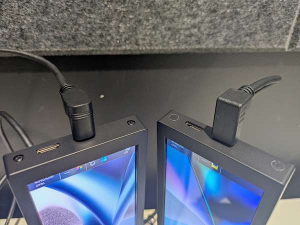 ゲームは遊べるの?心ときめく超レアな7.8型モバイルディスプレーの活用方法を探る