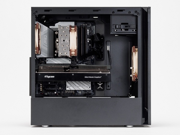超静音なRTX 5070搭載グラボのゲーミングPC、ベンチマーク中でもわずか約34.5dB
