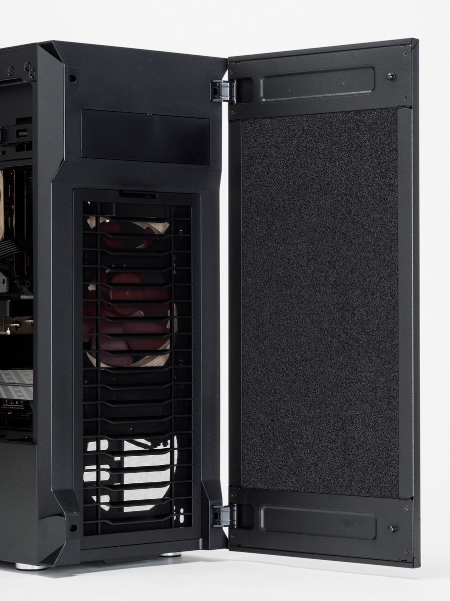 超静音なRTX 5070搭載グラボのゲーミングPC、ベンチマーク中でもわずか約34.5dB