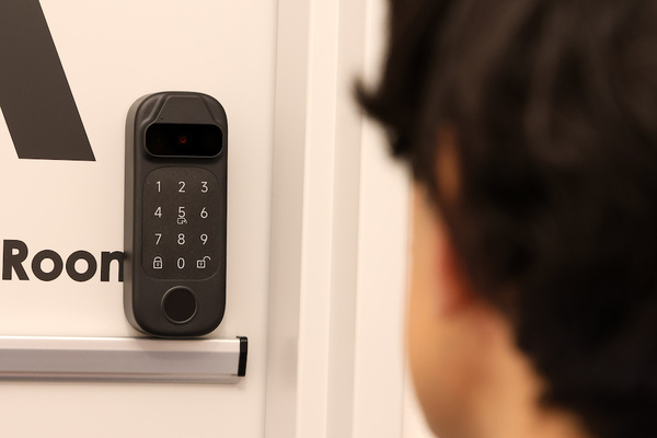 SESAMEフェイス Pro