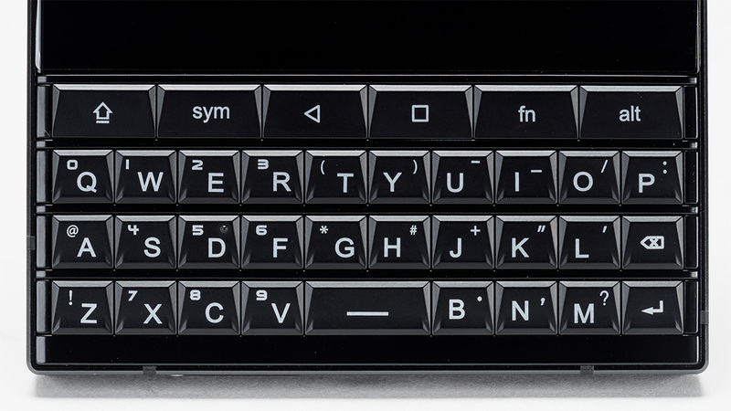 現代の奇跡!? UnihertzのQWERTYキー付きスマホ「Titan 2」｜Infoseek