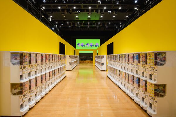 「60周年記念 ガチャガチャ展」のガチャガチャストリート