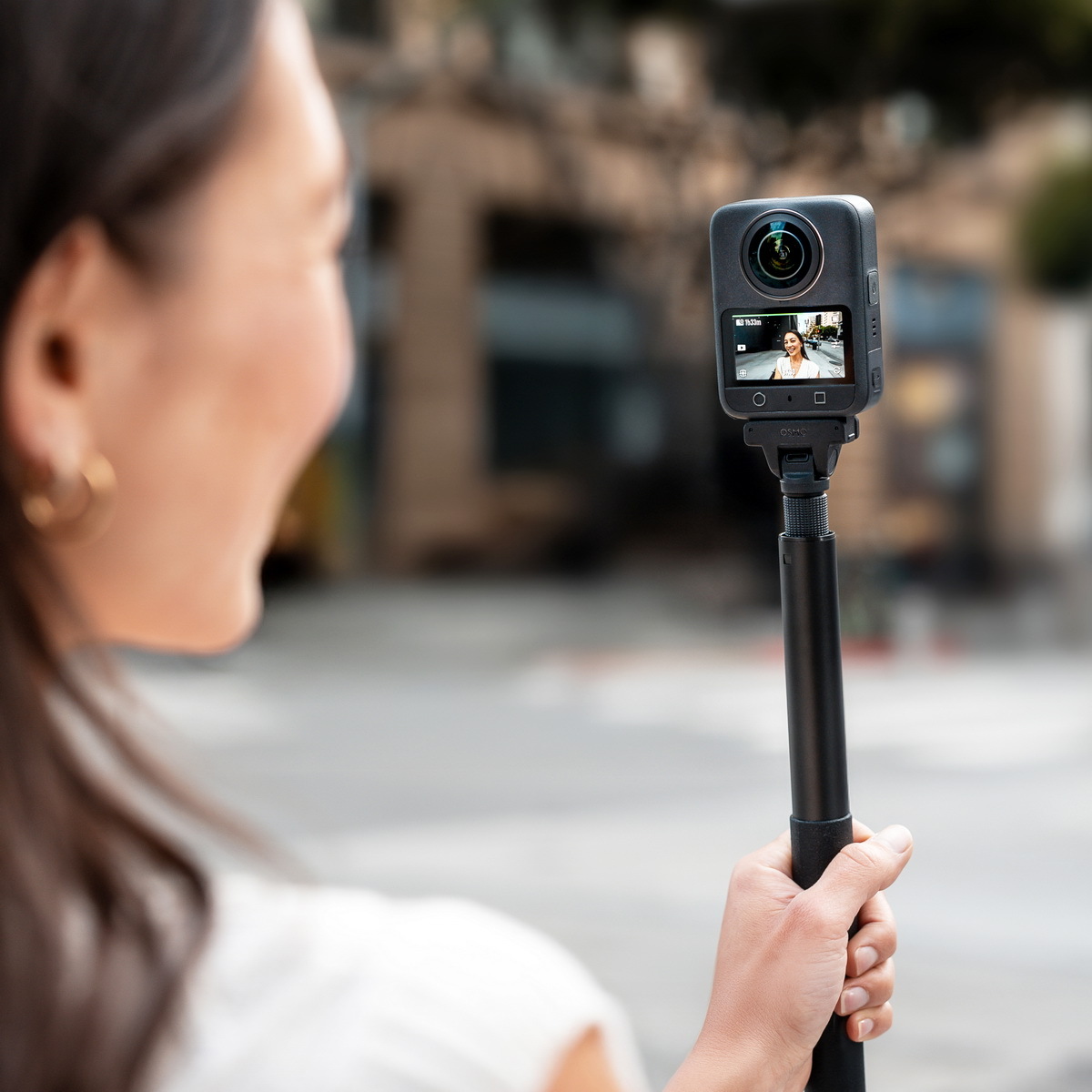 DJIがついに「360°カメラ」に参入＝「Osmo 360」レビュー