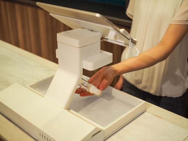 手に持った商品を瞬時に判別しバーコードなしでレジ会計　「AIレジ・Truly 2.0」リリース