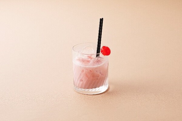 アーモンドとヨーグルトのカクテル