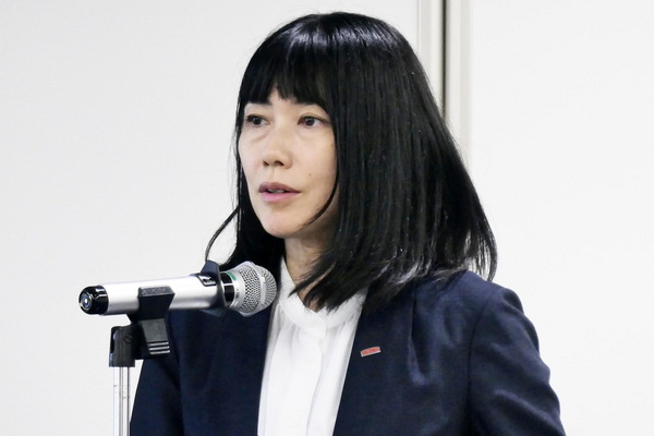 サーモスがセラミックコーティングの水筒を発表