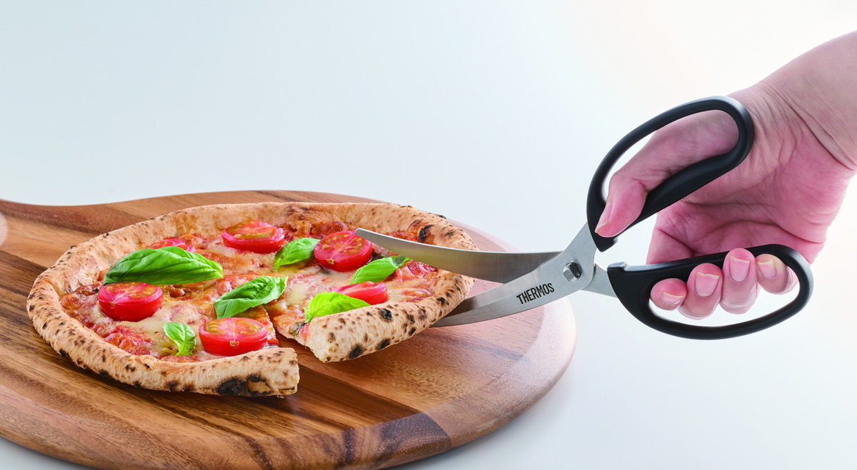 サーモスがセラミックコーティングの水筒を発表