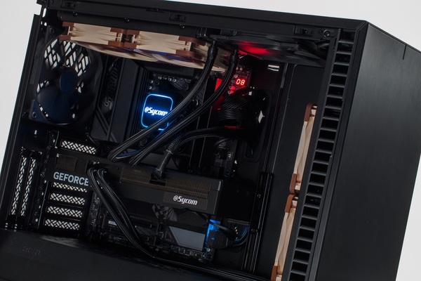 G-Master Hydro X870A