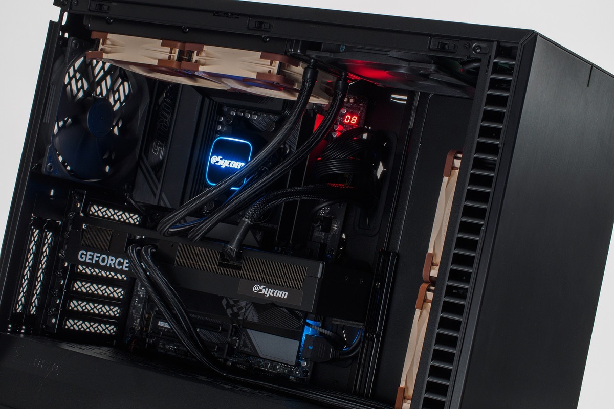 G-Master Hydro X870A