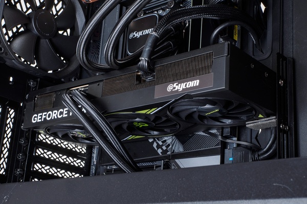 G-Master Hydro X870A