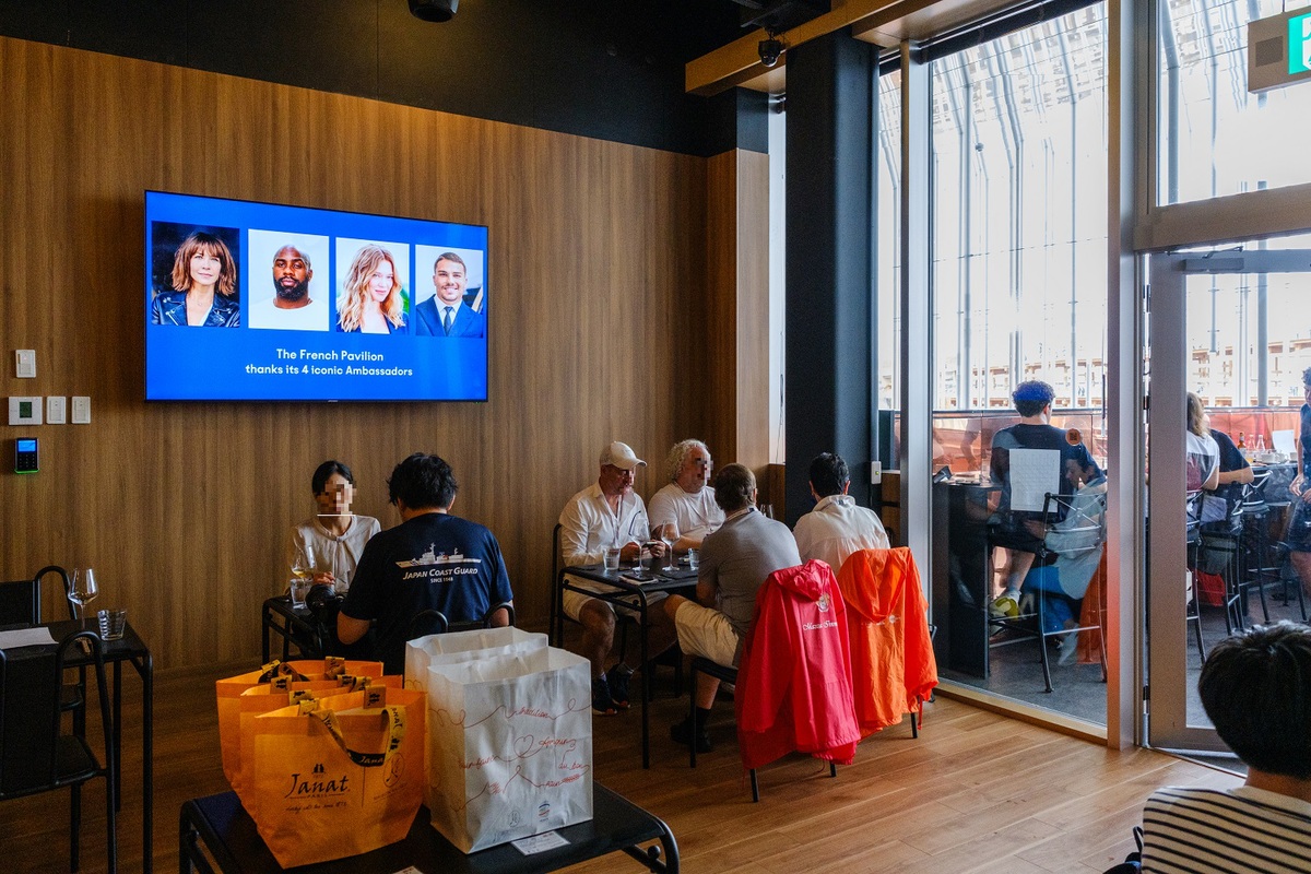 きらびやかな大阪・関西万博のフランス館、その裏でひっそりとJAPANNEXTが支えているのはご存じでしょうか