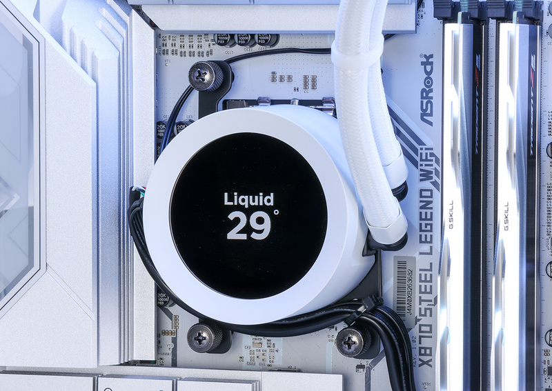 NZXTの新ピラーケース採用、白で統一しCPUクーラーはLCD液晶とカッコ