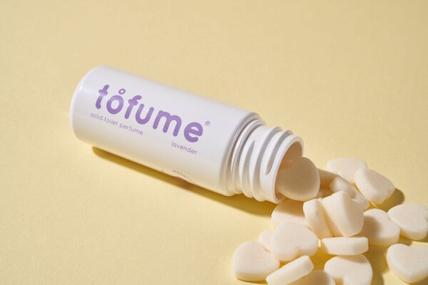 トイレ用消臭芳香剤「tofume」