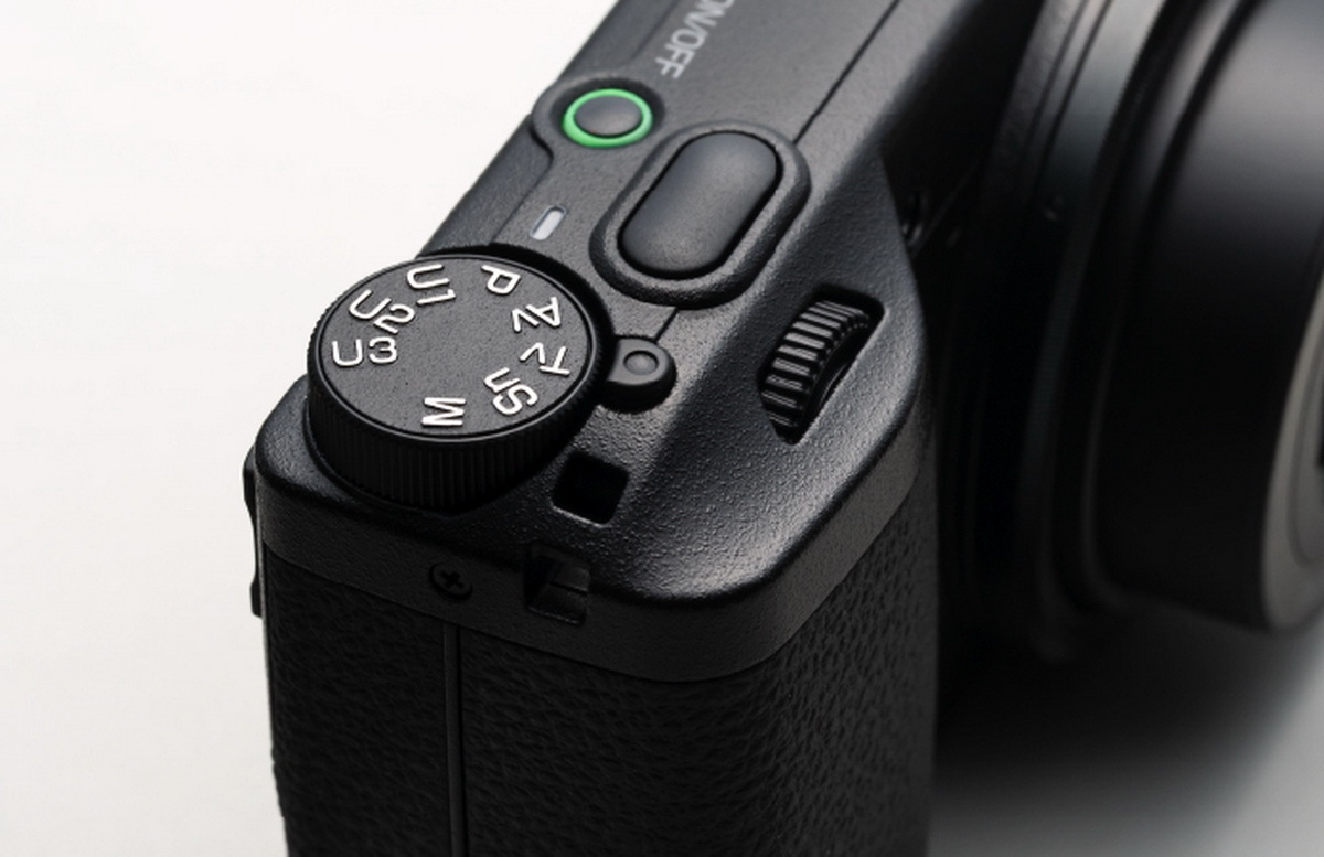 リコーが「GR IV」を正式発表