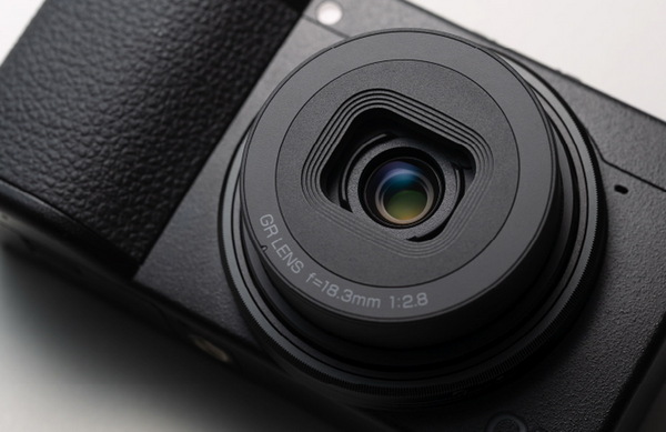 リコーが「GR IV」を正式発表