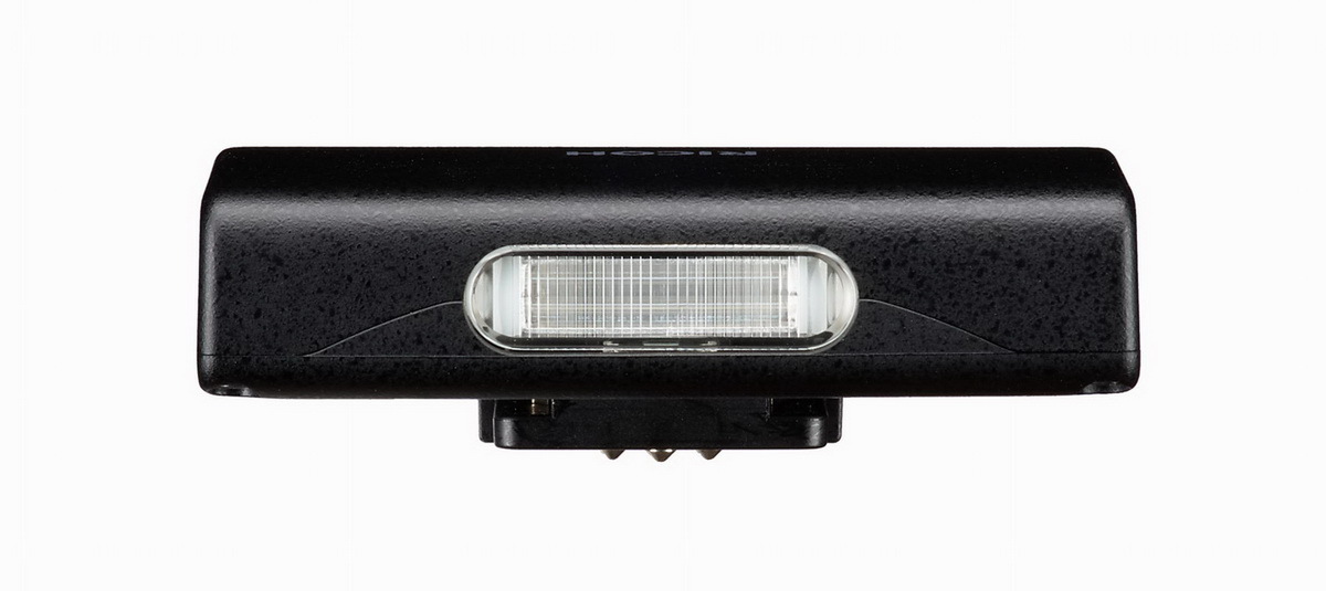 リコーが「GR IV」を正式発表