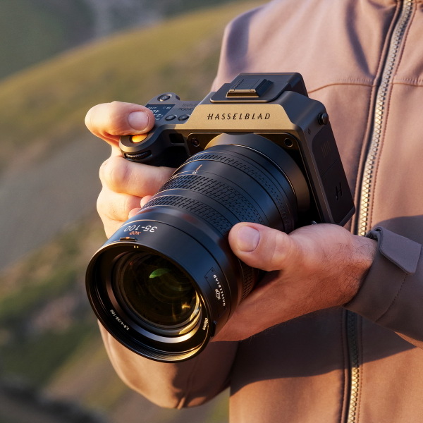 Hasselblad「X2D II 100C」発表