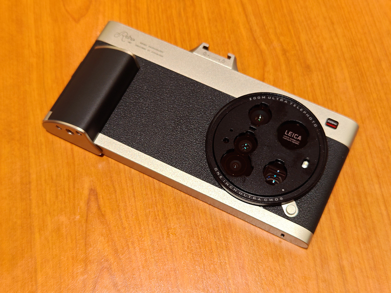 Xiaomi 15 Ultraに装着可なレトロな非純正フォトグラファーキットは