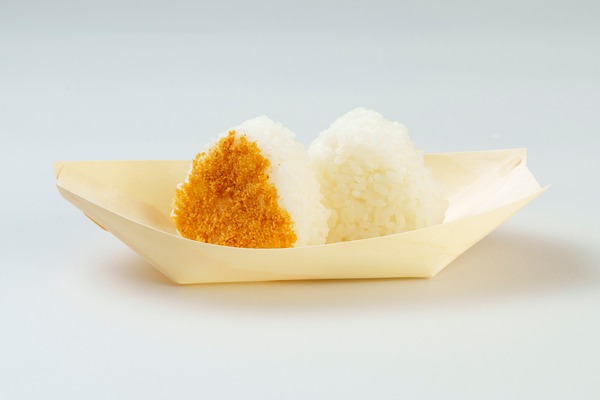 「タイガー炊きたて土鍋キャラバン in 東京」で提供する「至福の塩むすび」と「からすみむすび」