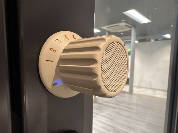 BRUNO ボリュームノブスピーカー