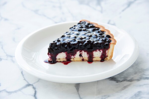 ビルベリー（野生のブルーベリー）のタルト