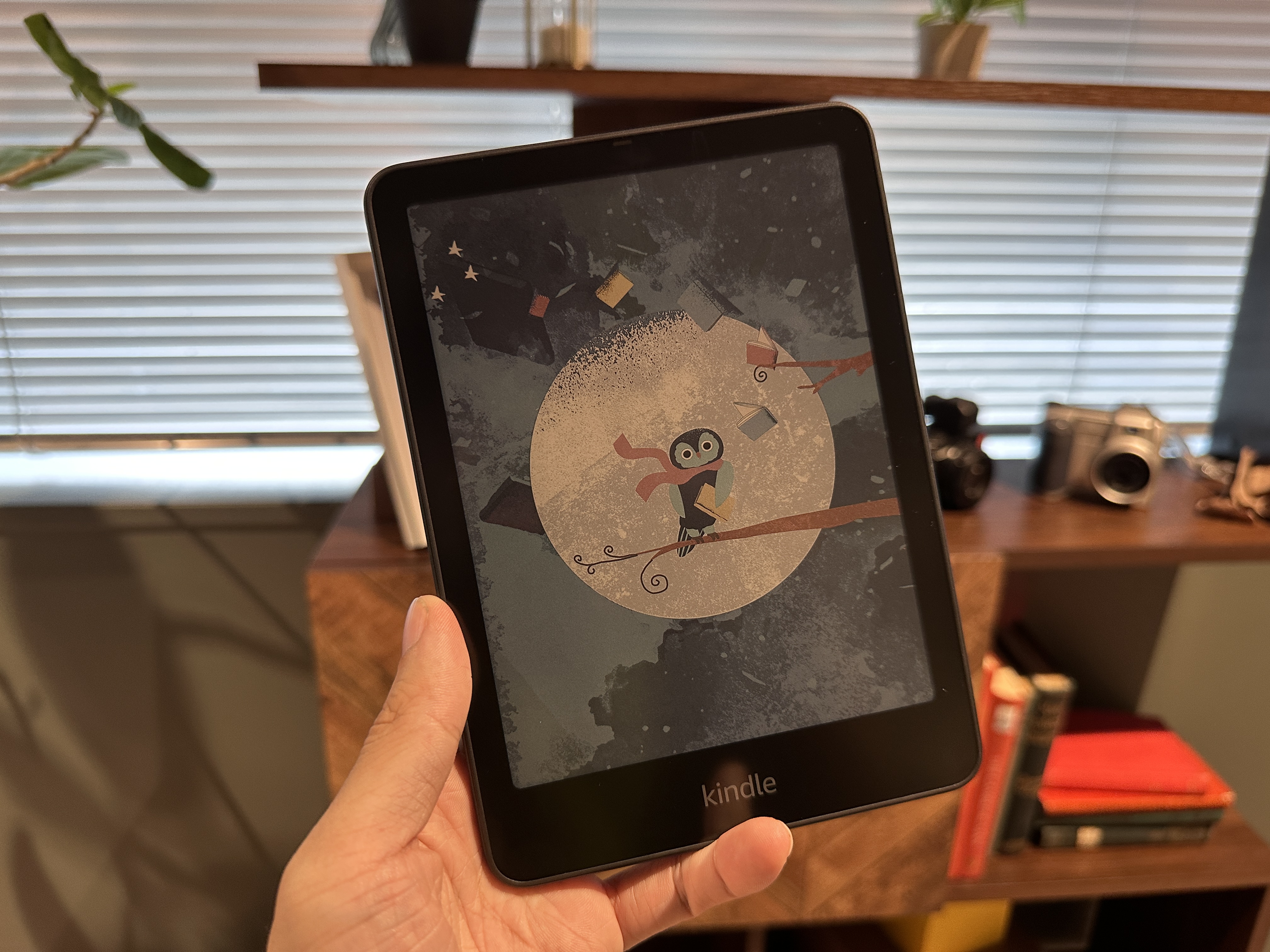 ついにKindleのカラー版が出たぞ~~っ! 目に優しいのに色付き表示、あなたはこの製品をどう評価する!?