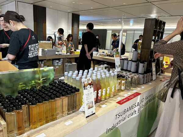 「JRE Local Hub 燕三条 in TOKYO Station」の様子