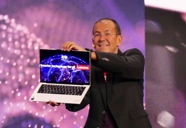 “Lenovoが「Legion