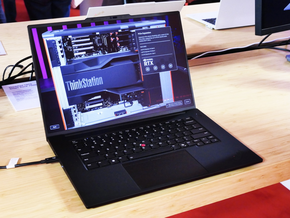 “Lenovoが「Legion