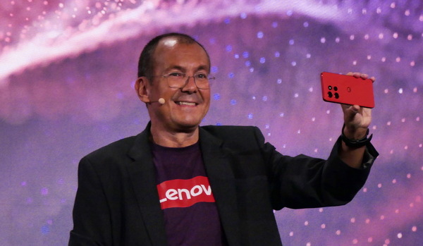 “Lenovoが「Legion