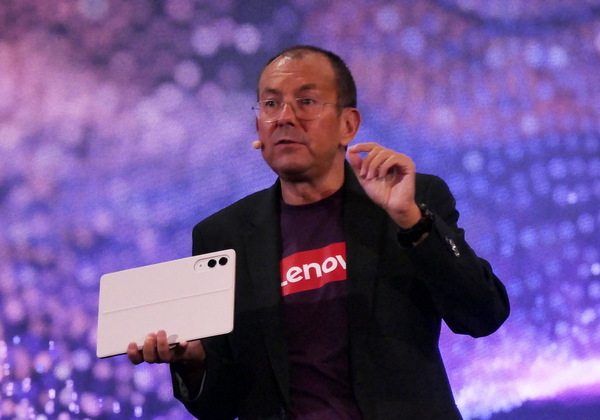 “Lenovoが「Legion