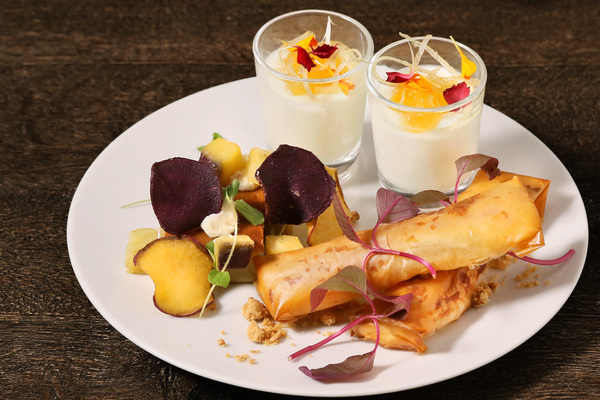 「Café 1894」の「Café 1894 実りの秋のアフタヌーンティー」