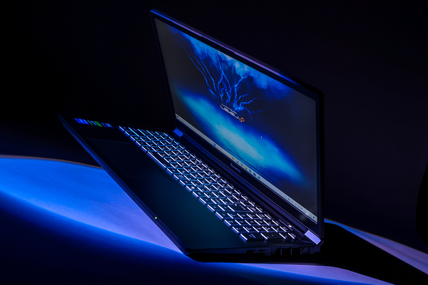 LEVEL-15FR172-U7-TKPX